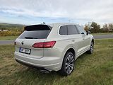 Volkswagen Touareg (2021) R-Line 210KW TAŽ. ČR 1.Maj.TOP - náhled 16
