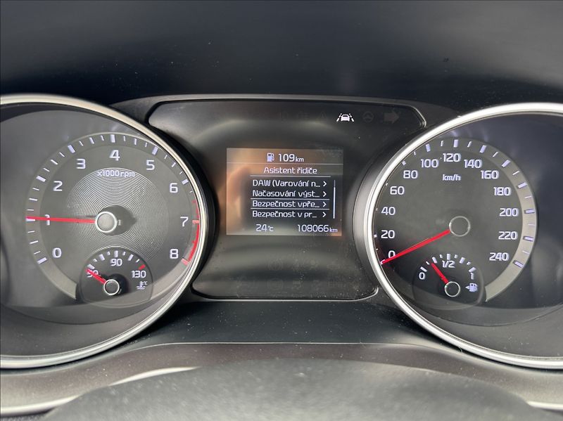 Kia Ceed 1,0 T-GDi FRESH DPH 1.maj. ČR - fotka 31 z 50