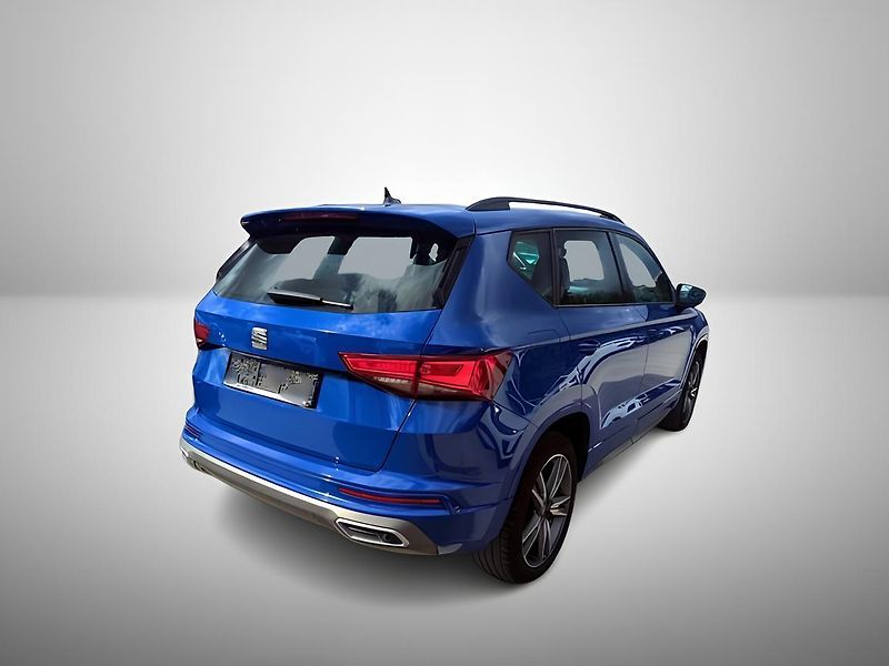 Seat Ateca 2.0TDI DSG 110kW FR-Line DPH - fotka 2 z 3
