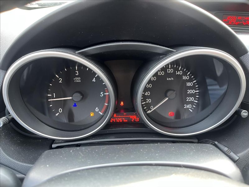Mazda 5 1,6 MZRCD 7MÍST SERVIS ROZVODY - fotka 27 z 45