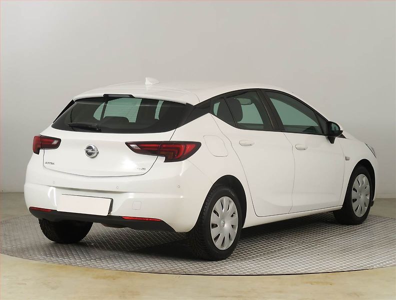 Opel Astra (2017) Enjoy 1.6 CDTI, Serv.kniha - fotka 5 z 15