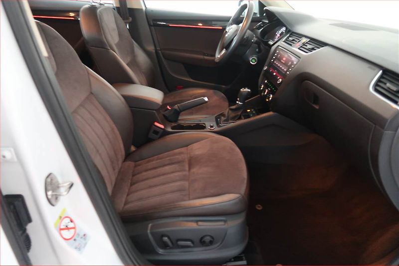 Škoda Octavia (2017) Laurin&Klement 2.0 TDI, 4X4 - fotka 9 z 21