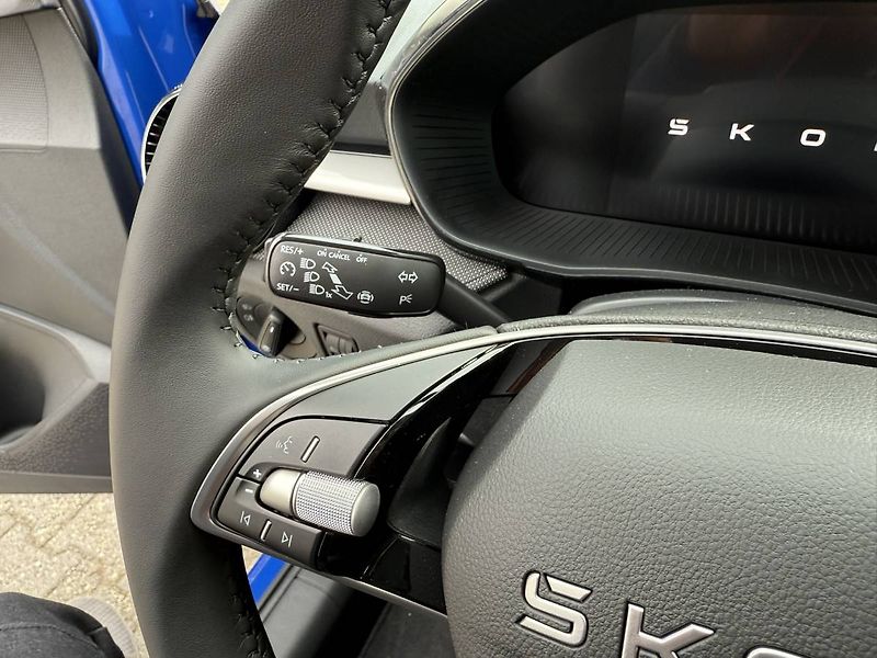 Škoda Fabia Selection 1,0MPI 59kW MT5/P187 - fotka 11 z 24