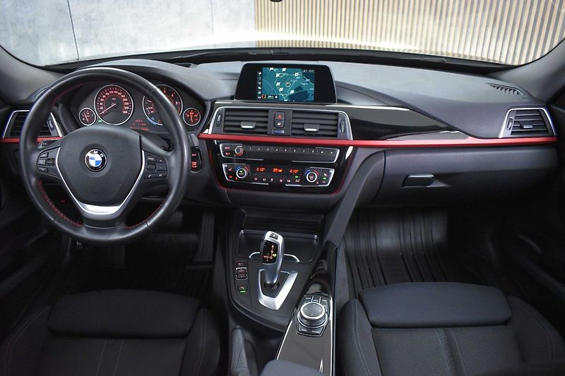 BMW Řada 3 GT 320d xDrive SPORT*KEYLESS* - fotka 7 z 45