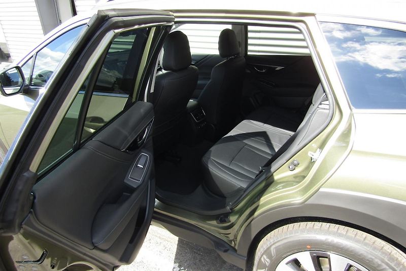 Subaru Outback (2025) 2,5i TOURING  MY25.5 - fotka 18 z 52