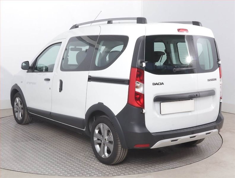 Dacia Dokker (2017) Stepway 1.2 TCe, 5Míst - fotka 4 z 19