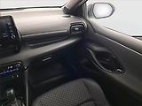 Toyota Yaris (2020) Kůže, Tempomat, Park. senzory, - náhled 8