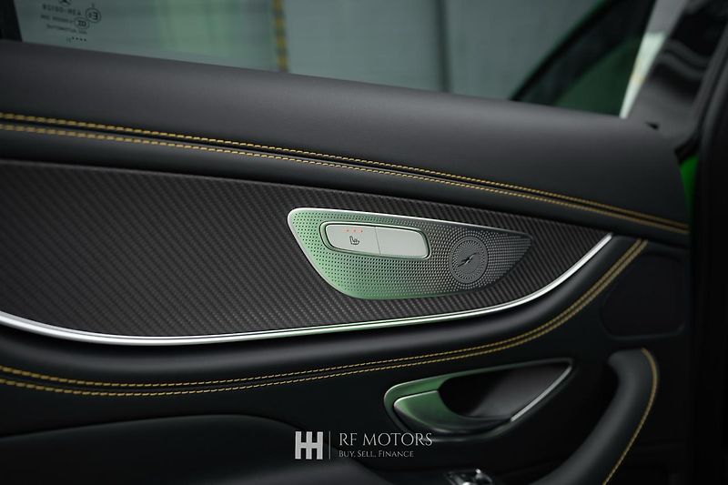 Mercedes-Benz AMG GT (2025) AMG GT63 S E Perf 620kW - fotka 38 z 63