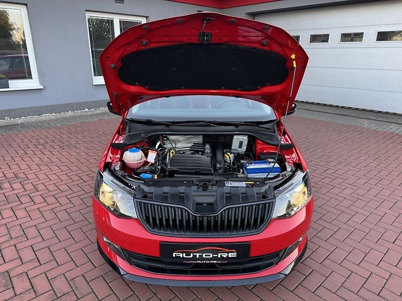 Škoda Fabia (2015) 1.2TSi Monte Carlo Panorama - fotka 33 z 49