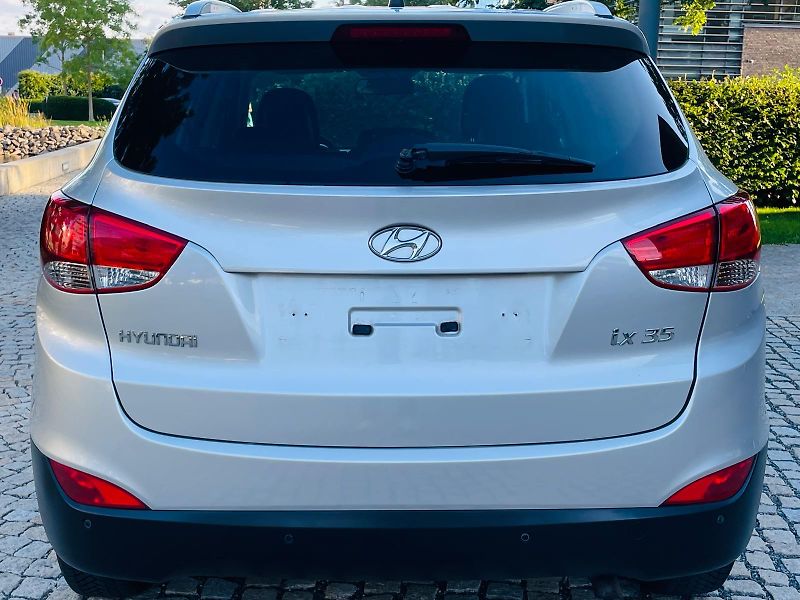 Hyundai ix35 2.0i MANUÁL VÝHŘEV SERVISKA - fotka 13 z 45