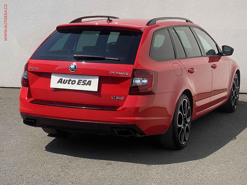 Škoda Octavia (2018) 2.0 TSi, RS, DSG, LED, navi - fotka 4 z 20