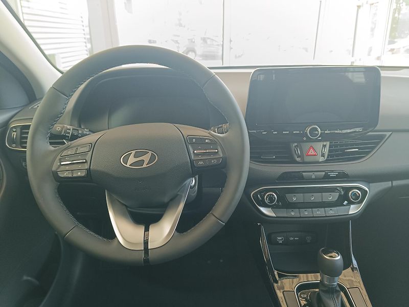 Hyundai i30 (2025) 1.0T-GDi 74kW Comfort AT - fotka 11 z 19