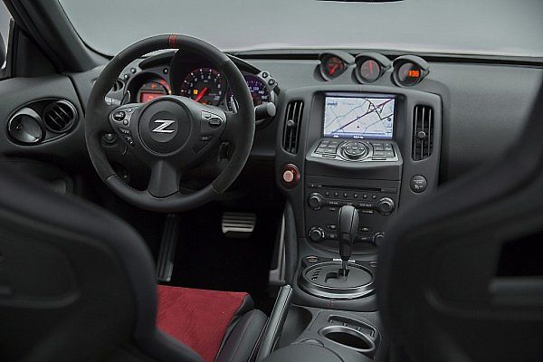 Nissan 370Z Nismo.
