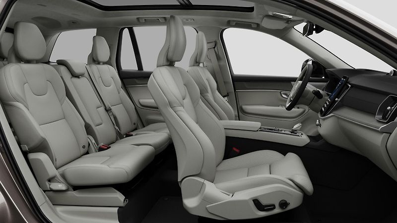 Volvo XC90 (2026) B5 AWD AUT DARK ULTRA 7míst - fotka 4 z 11
