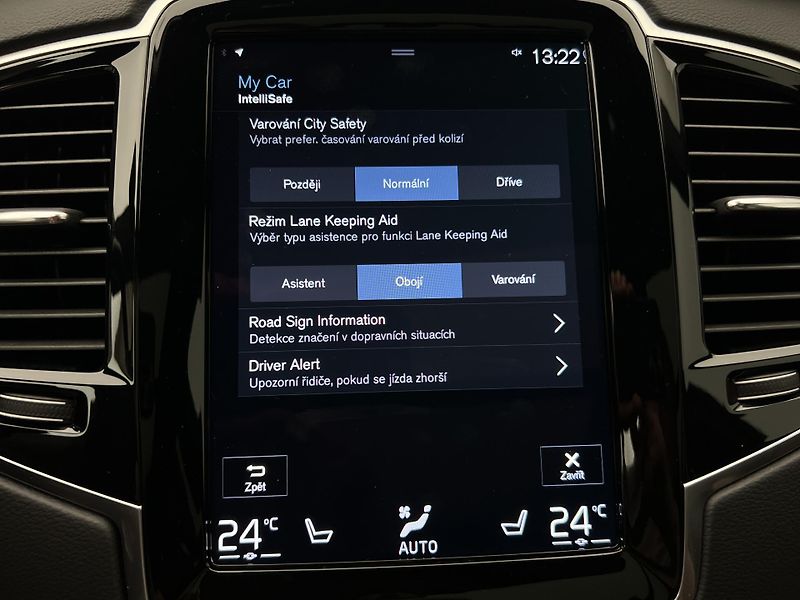Volvo XC90 B5 AWD INSCRIPTION AUT - fotka 38 z 48
