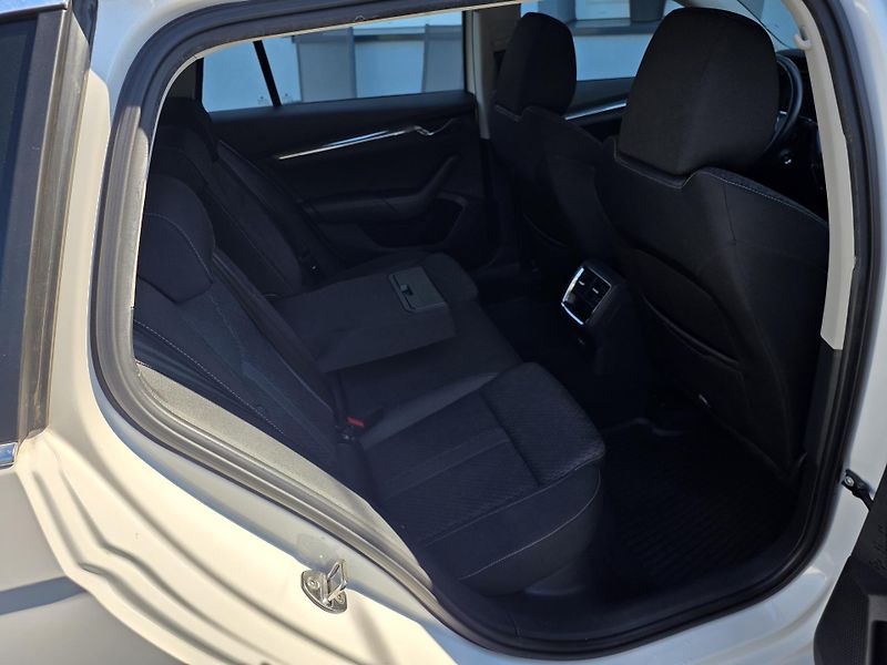 Škoda Octavia (2022) 1.5TSI 110kW DSG STYLE ČR NOVÉ - fotka 10 z 20