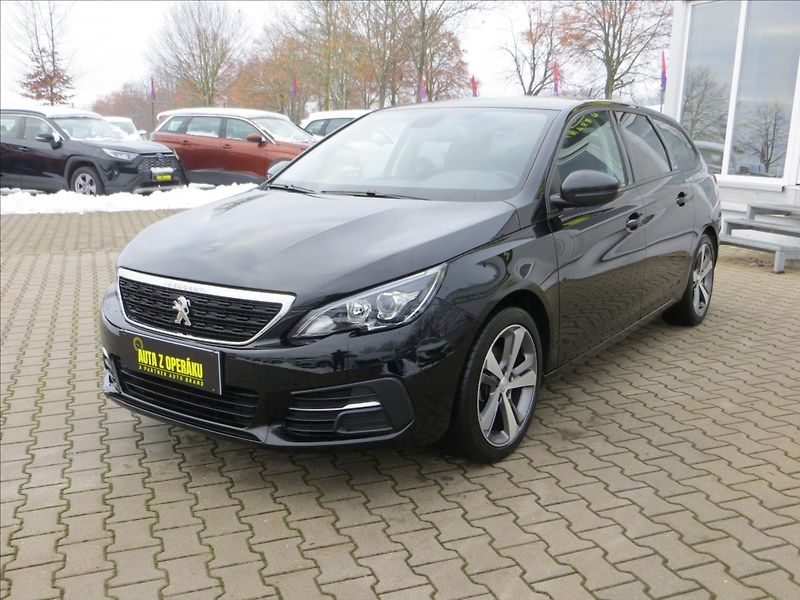 Peugeot 308 1,2 PureTech AUT8 S&S SW ČR - fotka 3 z 23
