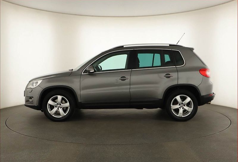 Volkswagen Tiguan (2009) 2.0 TDI, 4X4, Xenony - fotka 3 z 13