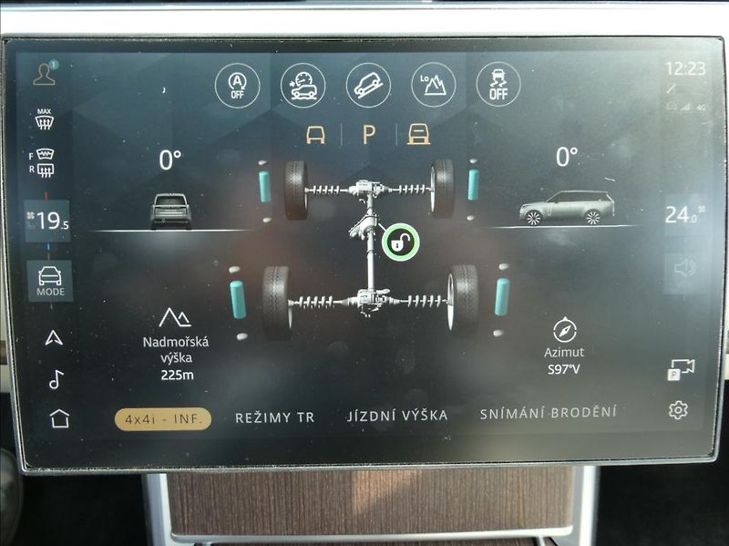 Land Rover Range Rover 3,0 D350 HSE,1.maj,ČR,DPH - fotka 42 z 57