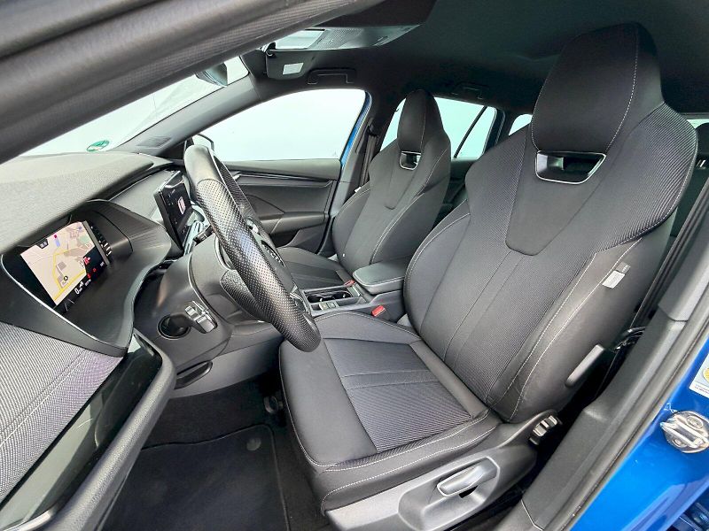 Škoda Octavia (2023) 2.0 TDI 110kW SportLine Manuál - fotka 6 z 35