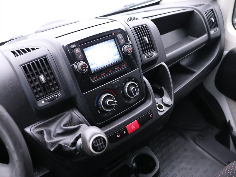 Citroën Jumper 2.0 HDI 96kW CZ Klima L2H2 DPH - fotka 22 z 34