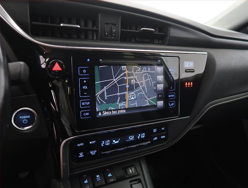 Toyota Auris (2018) Executive Hybrid, Automat, ČR - fotka 16 z 24