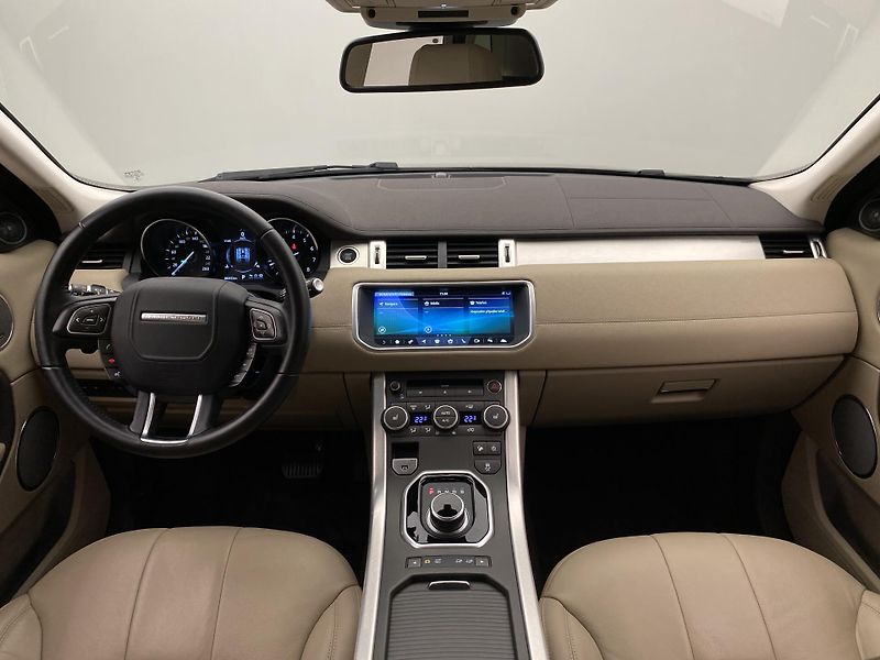 Land Rover Range Rover Evoque Si4 HSE AWD AUT CZ REZERVACE - fotka 2 z 38