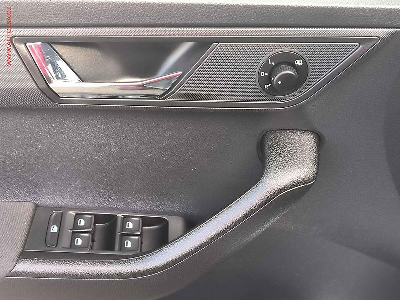 Škoda Fabia (2015) 1.2 TSi, Style, DSG, +kola - fotka 18 z 21