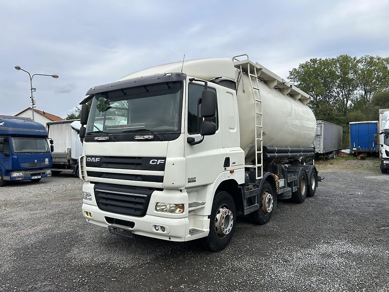 DAF CF (2008) 85.410 8x4 / SPITZER SILO 23m3 - fotka 1 z 14