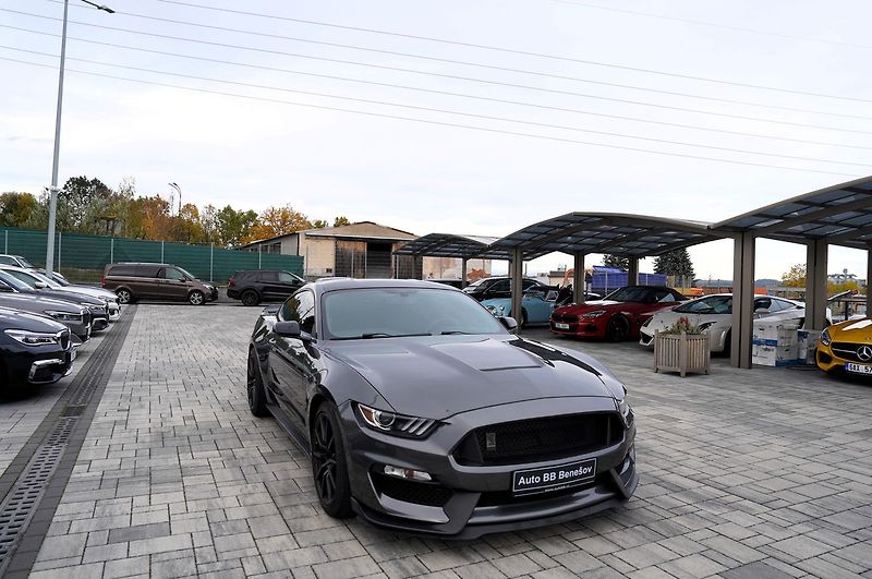 Ford Mustang (2018) Shelby GT350 5.2 Recaro,533 PS - fotka 8 z 41