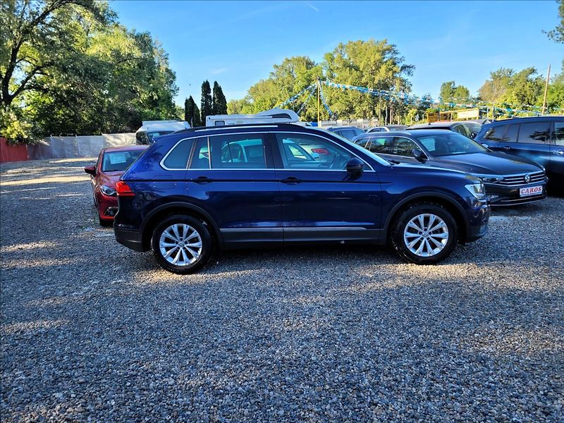 Volkswagen Tiguan 1,5 zálohováno - fotka 4 z 48