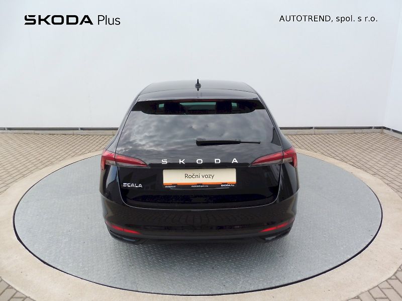 Škoda Scala (2025) Top Selection 1,0 TSI 85kW DSG - fotka 26 z 29