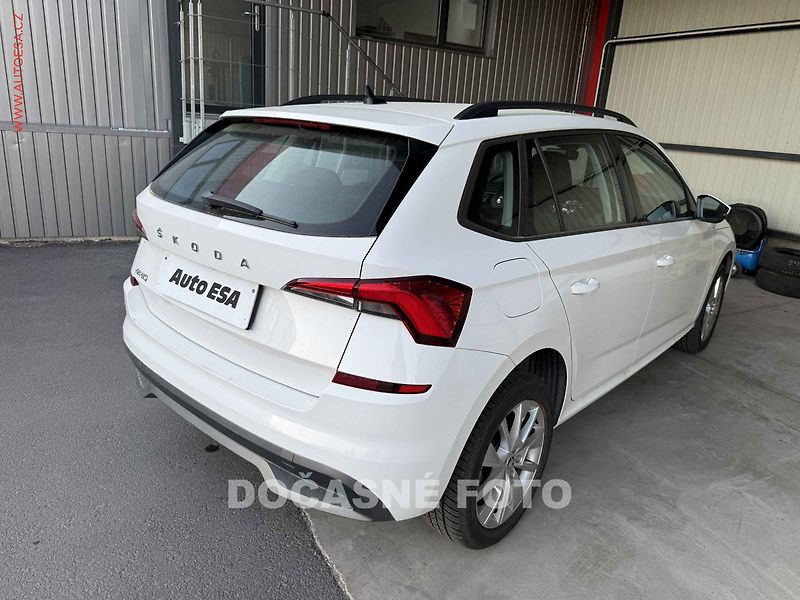 Škoda Kamiq (2021) 1.0TSi, 2.maj,ČR, servis - fotka 2 z 3