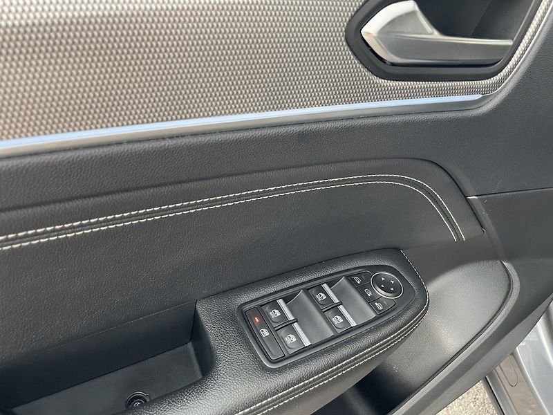 Renault Arkana (2022) TECHNO 1,3TCe 140k EDC - fotka 23 z 27