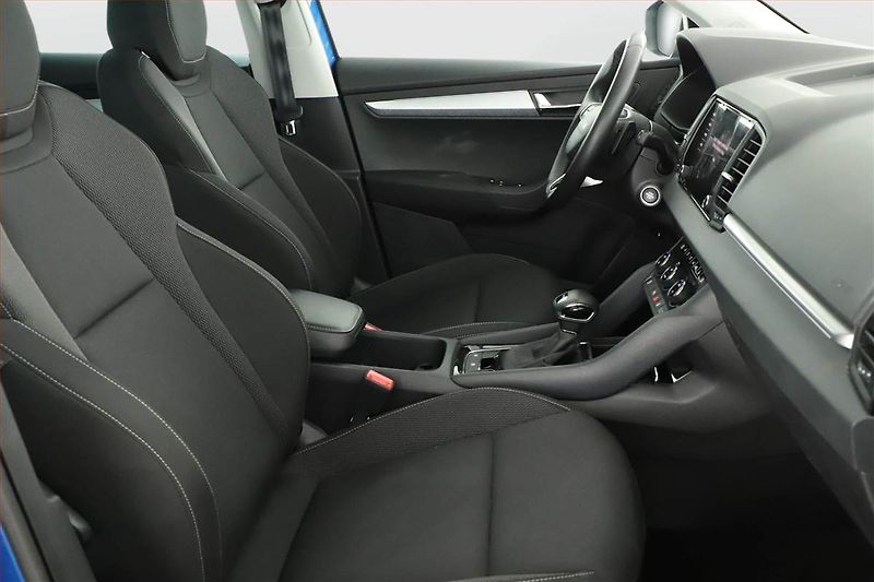 Škoda Karoq (2025) 1.5 TSI, Drive, Matrix FullLed - fotka 7 z 16