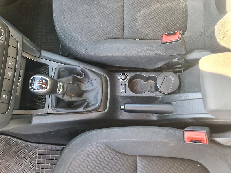Škoda Yeti (2015) 2.0 TDi 103-KW 4x4 ADVENTURE X - fotka 20 z 24