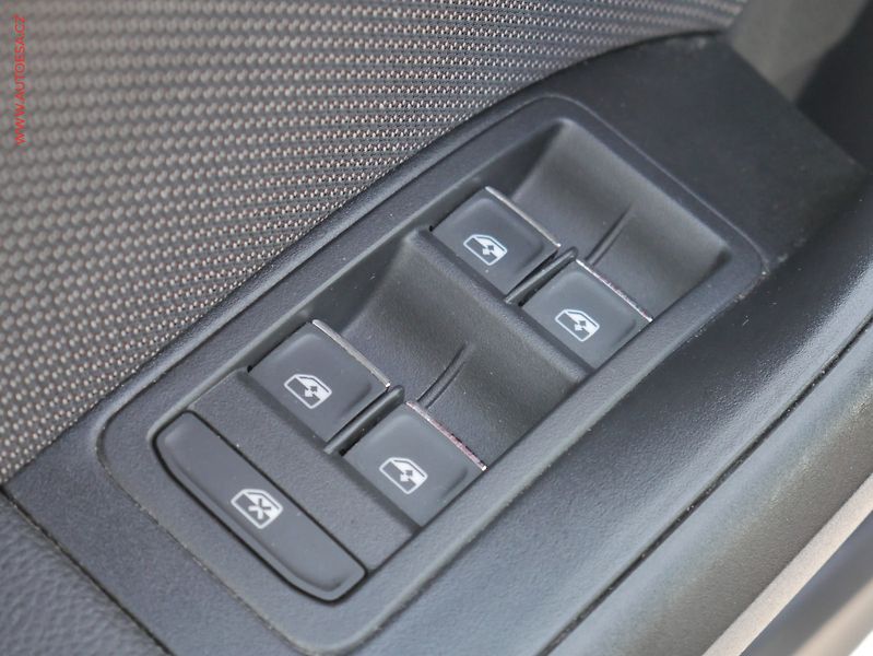 Seat Ateca (2019) 1.6 TDi, 1.maj,ČR, Xcellence - fotka 23 z 26