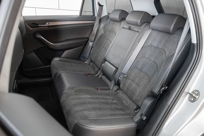 Škoda Kodiaq 2.0 TDI STYLE+*TAŽNÉ*DPH*ČR 1M - fotka 15 z 48