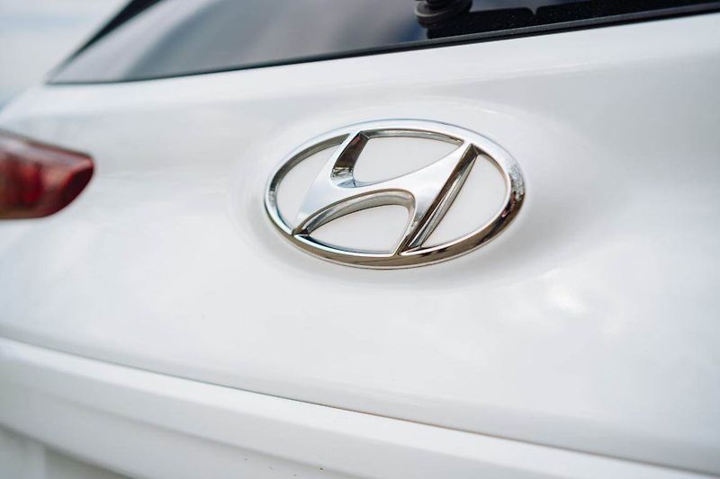 Hyundai Kona (2023) N-Line 1.6 T-GDI - fotka 15 z 31