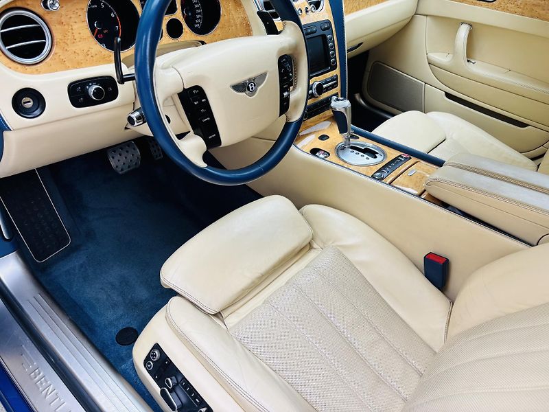 Bentley Continental Flying Spur (2007) 6.0L W12, 412kW, REZERVACE - fotka 9 z 26
