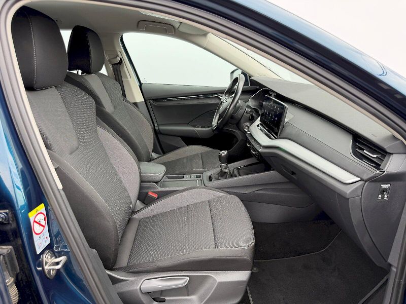 Škoda Octavia (2022) 2.0 TDI 110kW Ambition Plus Ex - fotka 29 z 35