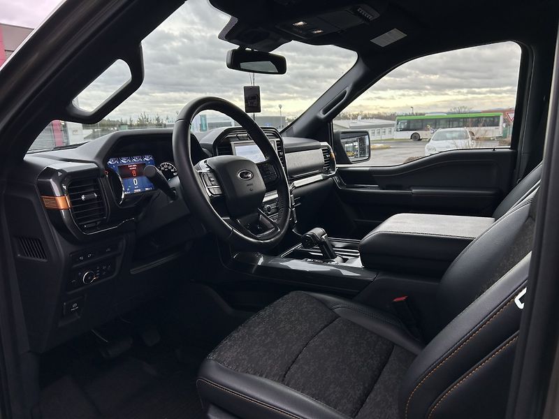 Ford F-150 TREMOR - fotka 23 z 42