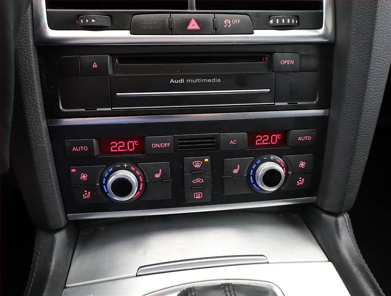Audi Q7 (2011) S-Line 3.0 TDI, 4X4, Automat - fotka 12 z 17
