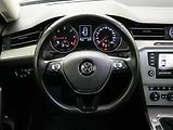 Volkswagen Passat - náhled 13