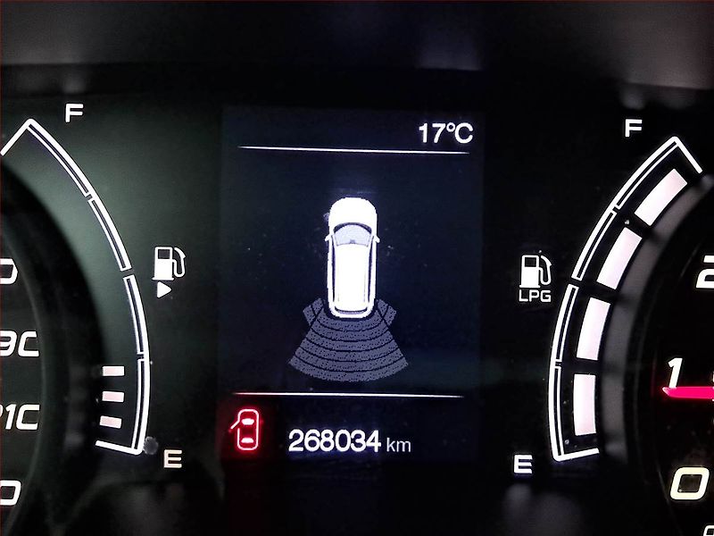 Fiat Tipo (2017) 1.4 T-Jet LPG, LPG, Navi - fotka 19 z 19