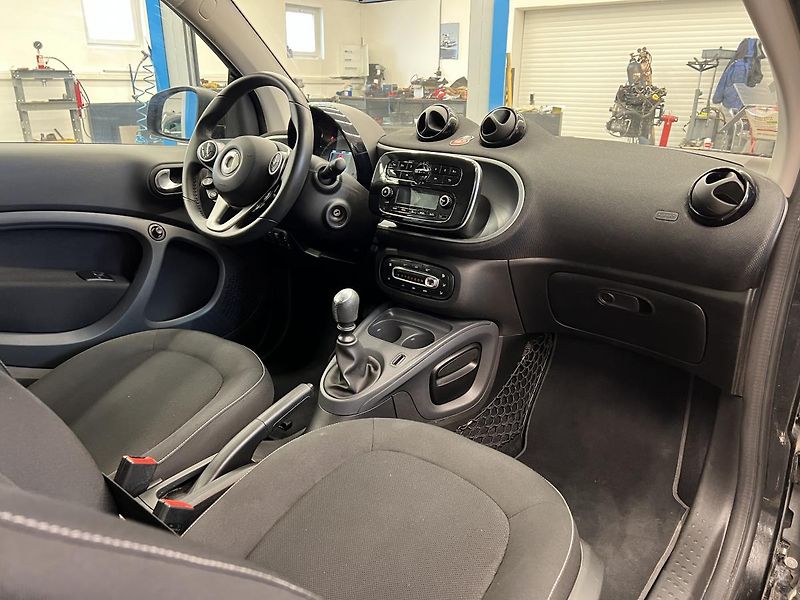 Smart Fortwo 0.9l 66 kW - fotka 14 z 14