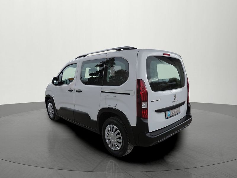 Peugeot Rifter 1.5 BlueHDI Active ČR 5míst - fotka 3 z 29