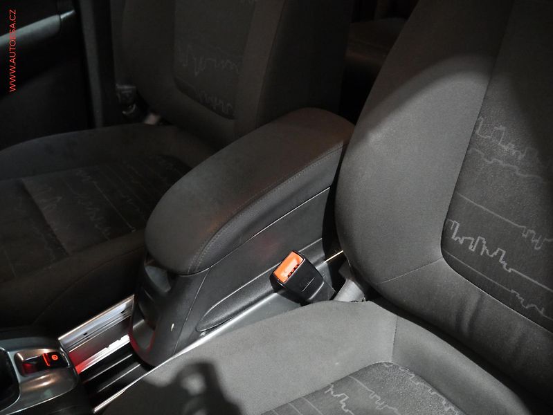 Opel Meriva (2011) 1.4T, ČR, AC, temp - fotka 15 z 15