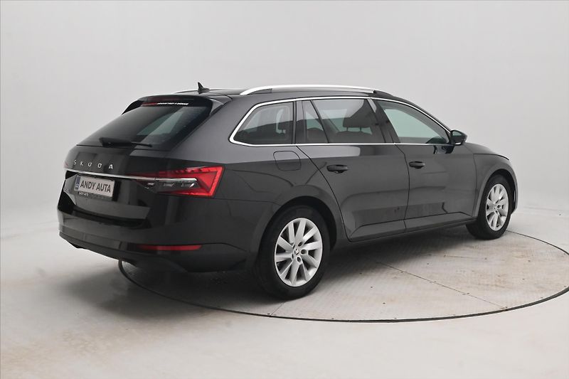 Škoda Superb 2,0 TDI 110 kW DSG Style Záruk - fotka 5 z 32