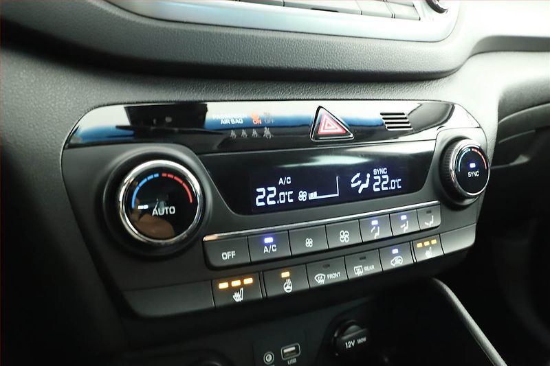 Hyundai Tucson (2017) 1.7 CRDi, Navi, Tempomat - fotka 14 z 15